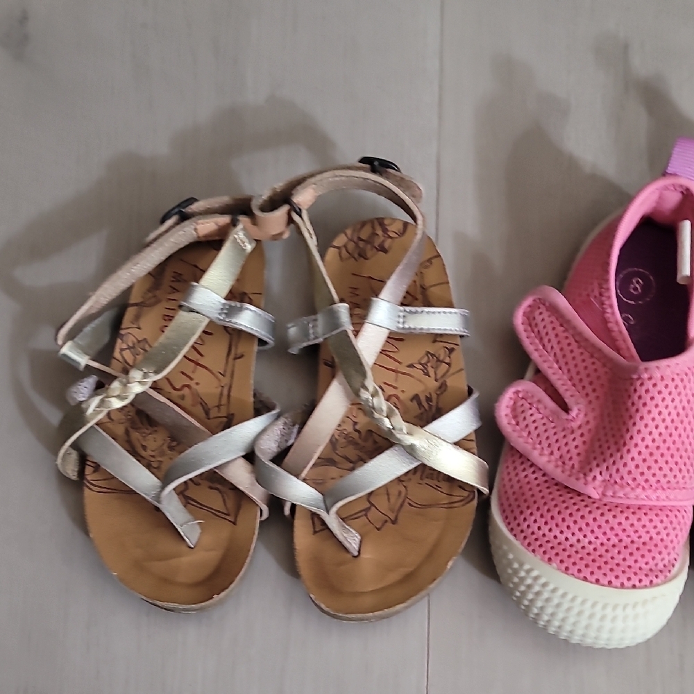 Bundle Toddler Girl Shoes Sandals Size 8 Water Shoes Blowfish Leather Brown Tan - Picture 2 of 9